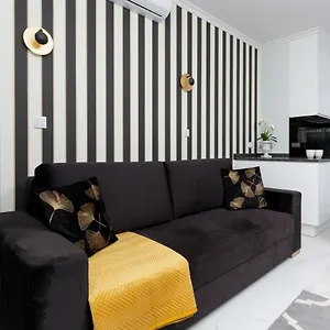 Mennica - Center By Renters Aparthotel